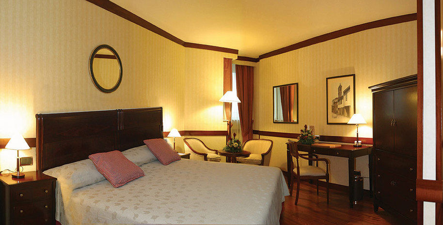 סנטיאגו דה קומפוסטלה Eurostars Gran Hotel Santiago מראה חיצוני תמונה