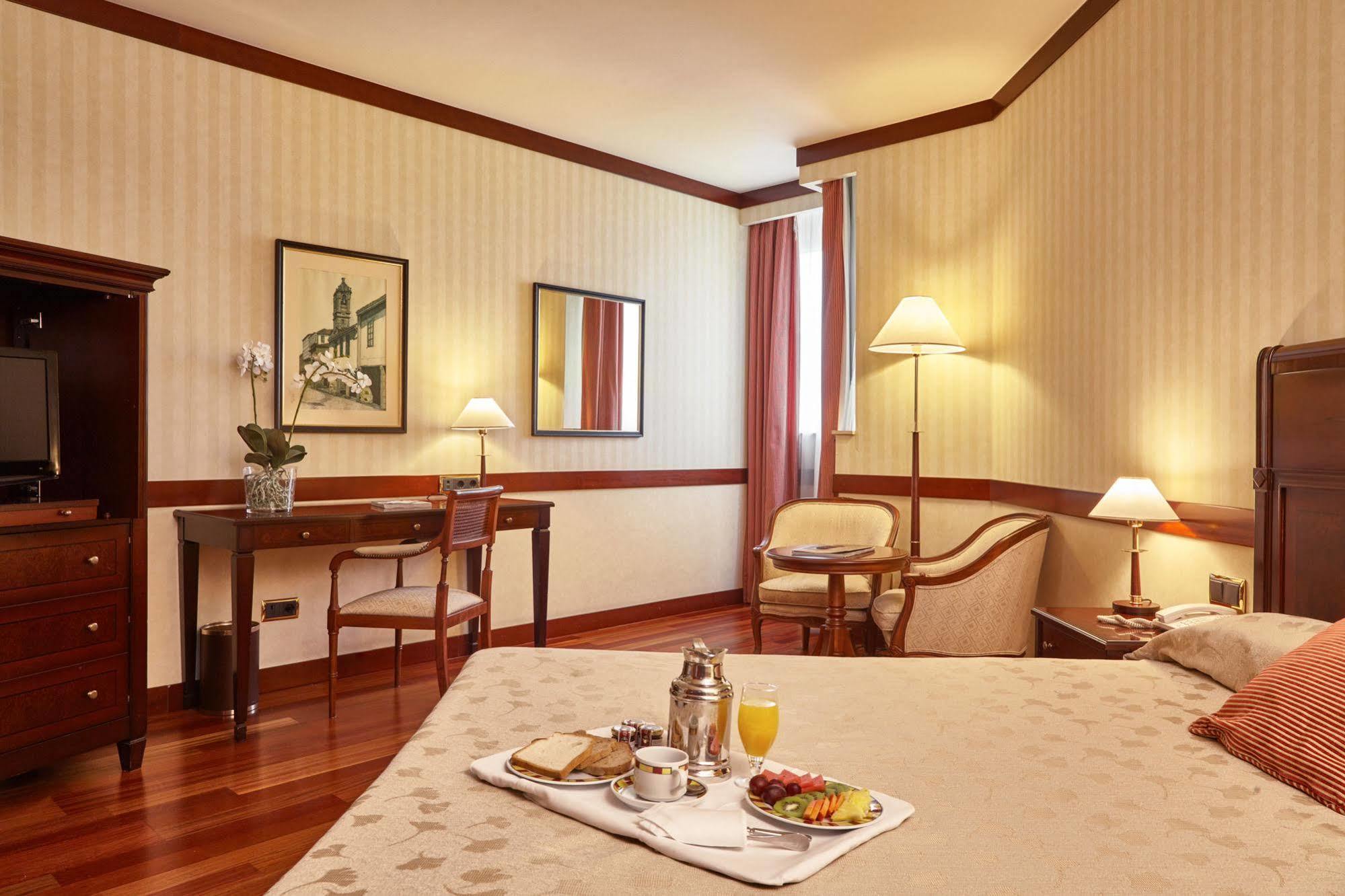 סנטיאגו דה קומפוסטלה Eurostars Gran Hotel Santiago מראה חיצוני תמונה